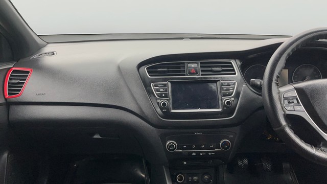 Second-hand 2018 Hyundai i20 1.2 Asta Dual Tone for sale in New Delhi-22