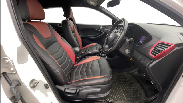 Second-hand 2018 Hyundai i20 1.2 Asta Dual Tone for sale in New Delhi-15