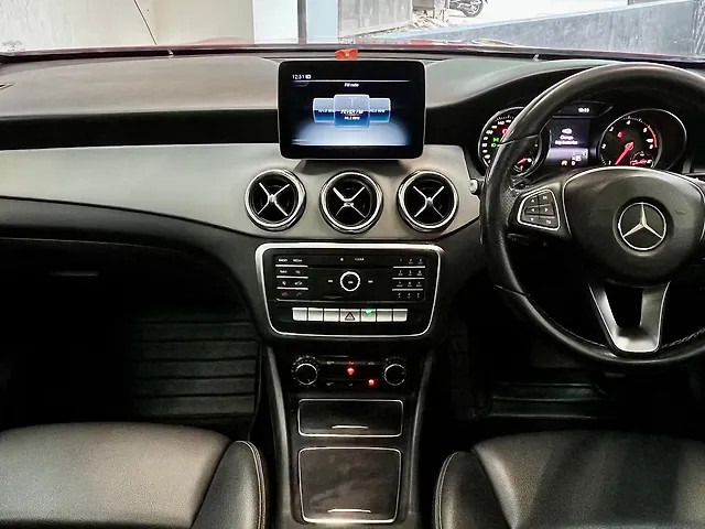 Second-hand 2018 Mercedes-Benz GLA 4MATIC for sale in Pune-7