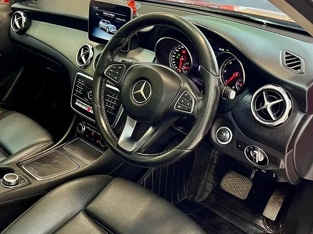 Second-hand 2018 Mercedes-Benz GLA 4MATIC for sale in Pune-4