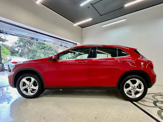 Second-hand 2018 Mercedes-Benz GLA 4MATIC for sale in Pune-2