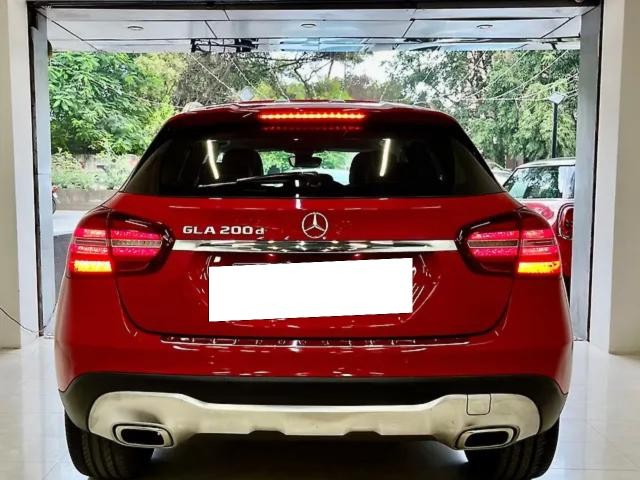 Second-hand 2018 Mercedes-Benz GLA 4MATIC for sale in Pune-9