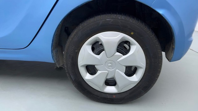 Second-hand 2017 Tata Tiago 1.2 Revotron XZ for sale in Noida-19