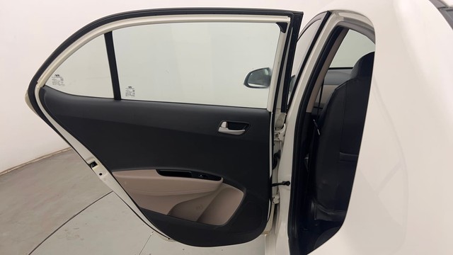 Second-hand 2015 Hyundai Xcent 1.2 VTVT S for sale in Chandigarh-29