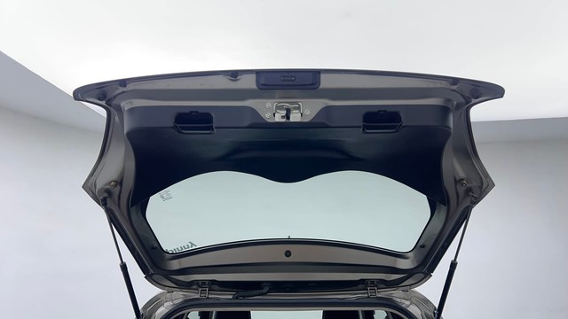 Second-hand 2023 Maruti Suzuki Swift VXI for sale in Gurgaon-37