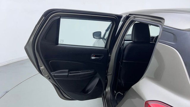 Second-hand 2023 Maruti Suzuki Swift VXI for sale in Gurgaon-25