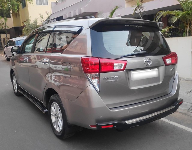 Second-hand 2019 Toyota Innova Crysta 2.4 G Plus MT 8S BSIV for sale in Bangalore-9