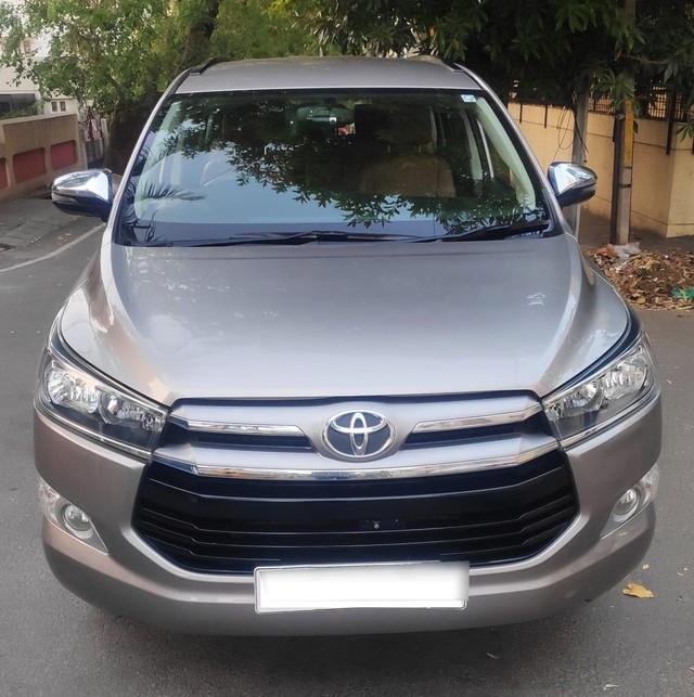 Second-hand 2019 Toyota Innova Crysta 2.4 G Plus MT 8S BSIV for sale in Bangalore-5