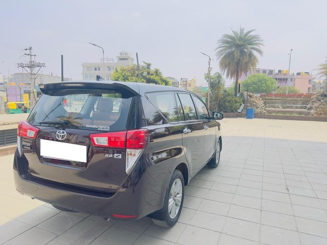 Second-hand 2016 Toyota Innova Crysta 2.8 ZX AT BSIV for sale in Bangalore-5