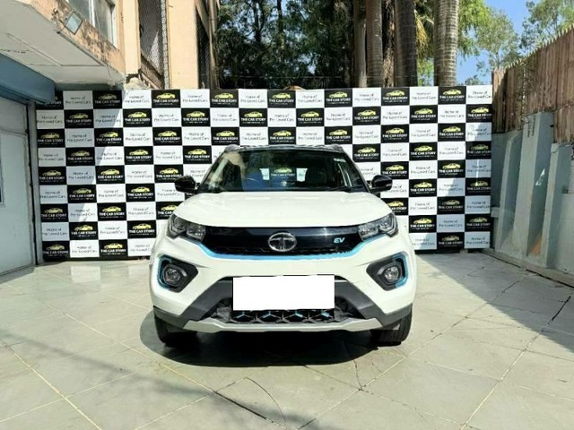 Tata Nexon EV XZ Plus LUX - Photo 5