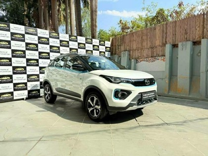 Tata Nexon EV XZ Plus LUX - Photo 1