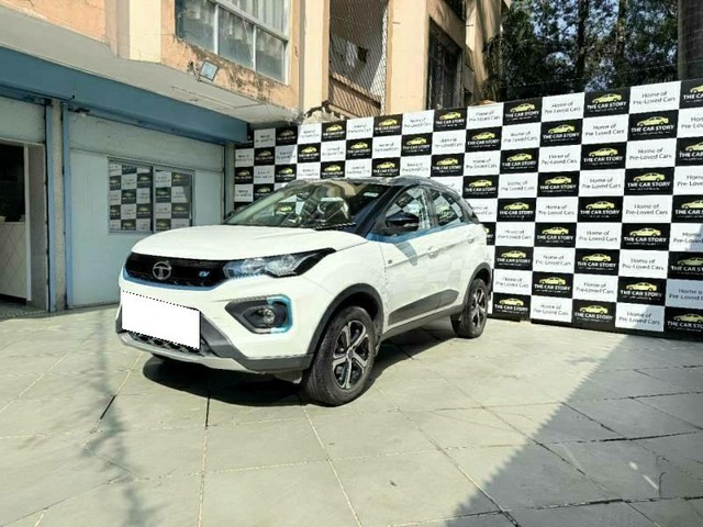 Tata Nexon EV XZ Plus LUX - Photo 4