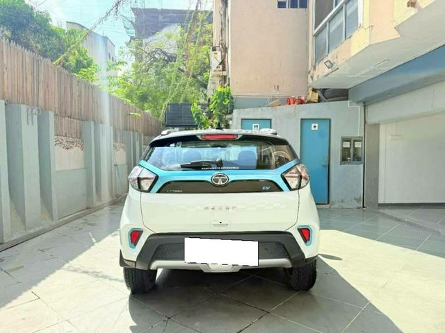 Tata Nexon EV XZ Plus LUX - Photo 3