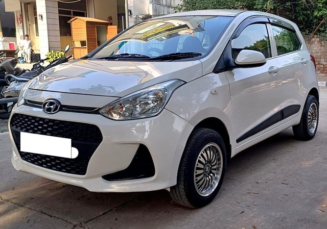 Hyundai Grand i10 1.2 CRDi Magna Second-hand 2018 Hyundai Grand i10 1.2 CRDi Magna for sale in Ludhiana-3