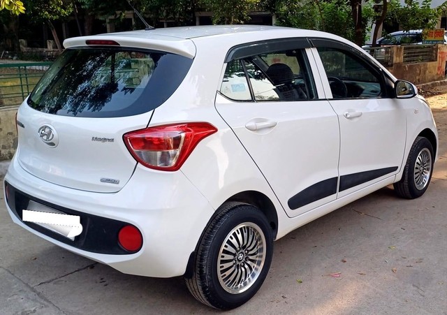 Hyundai Grand i10 1.2 CRDi Magna Second-hand 2018 Hyundai Grand i10 1.2 CRDi Magna for sale in Ludhiana-5