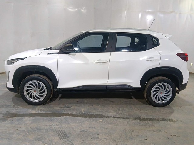 Second-hand 2021 Nissan Magnite Turbo XL for sale in Kochi-6