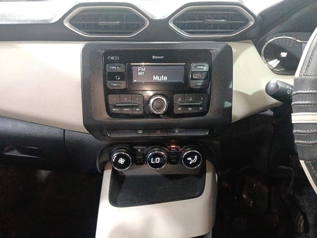 Second-hand 2021 Nissan Magnite Turbo XL for sale in Kochi-29