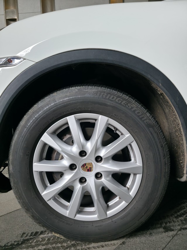 Second-hand 2013 Porsche Cayenne Diesel for sale in Mumbai-6