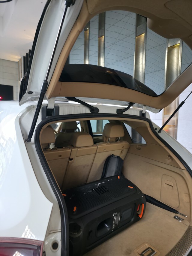 Second-hand 2013 Porsche Cayenne Diesel for sale in Mumbai-11