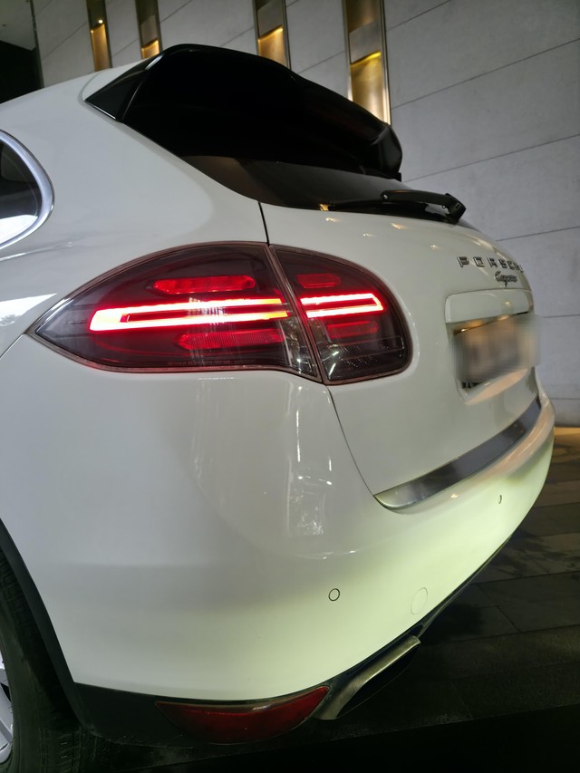 Second-hand 2013 Porsche Cayenne Diesel for sale in Mumbai-14