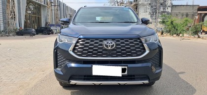 Toyota Innova Hycross VX 8STR Hybrid Second-hand 2025 Toyota Innova Hycross VX 8STR Hybrid for sale in New Delhi