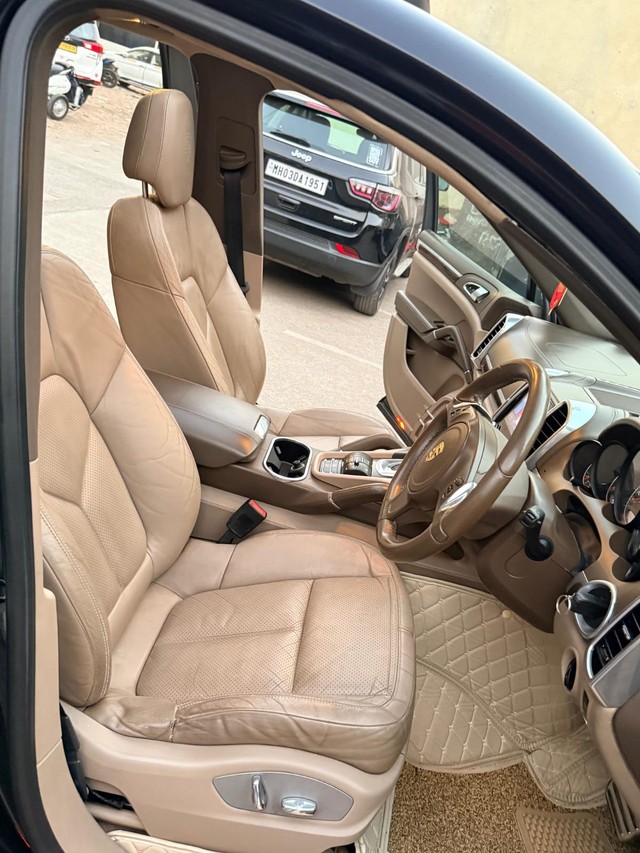 Second-hand 2013 Porsche Cayenne S Hybrid for sale in Mumbai-12