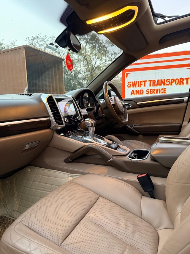 Second-hand 2013 Porsche Cayenne S Hybrid for sale in Mumbai-15