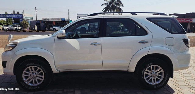 Second-hand 2013 Toyota Fortuner 4x2 Manual for sale in Pune-5