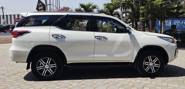 Second-hand 2018 Toyota Fortuner 2.8 2WD MT BSIV for sale in Pune-1
