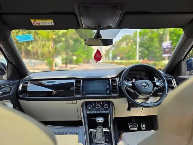 Second-hand 2022 Skoda Kodiaq L & K BSVI for sale in Mumbai-9