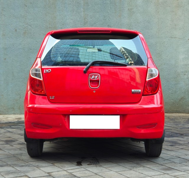 Second-hand 2011 Hyundai i10 Asta Sunroof AT for sale in Mumbai-2