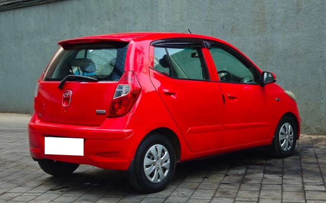 Second-hand 2011 Hyundai i10 Asta Sunroof AT for sale in Mumbai-7