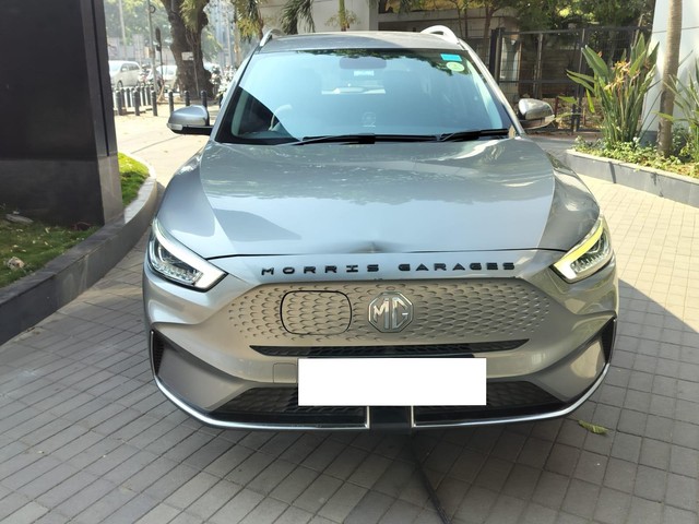 Second-hand 2023 MG ZS EV Excite for sale in Bangalore-3