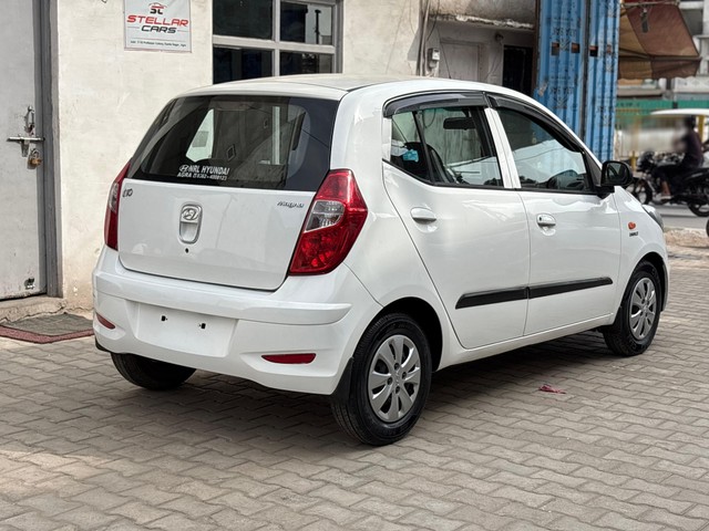 Hyundai i10 Magna 1.1L Second-hand 2017 Hyundai i10 Magna 1.1L for sale in Agra-2