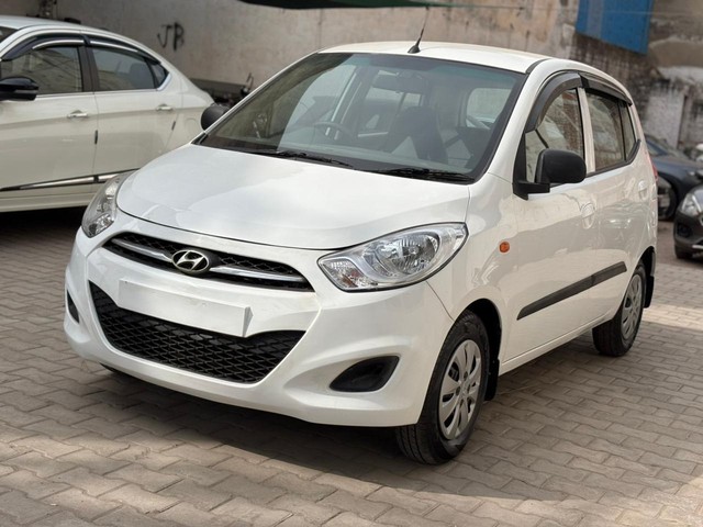 Hyundai i10 Magna 1.1L Second-hand 2017 Hyundai i10 Magna 1.1L for sale in Agra-1