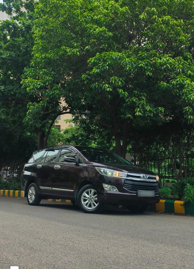 Second-hand 2019 Toyota Innova Crysta 2.8 GX AT BSIV for sale in Chennai-3