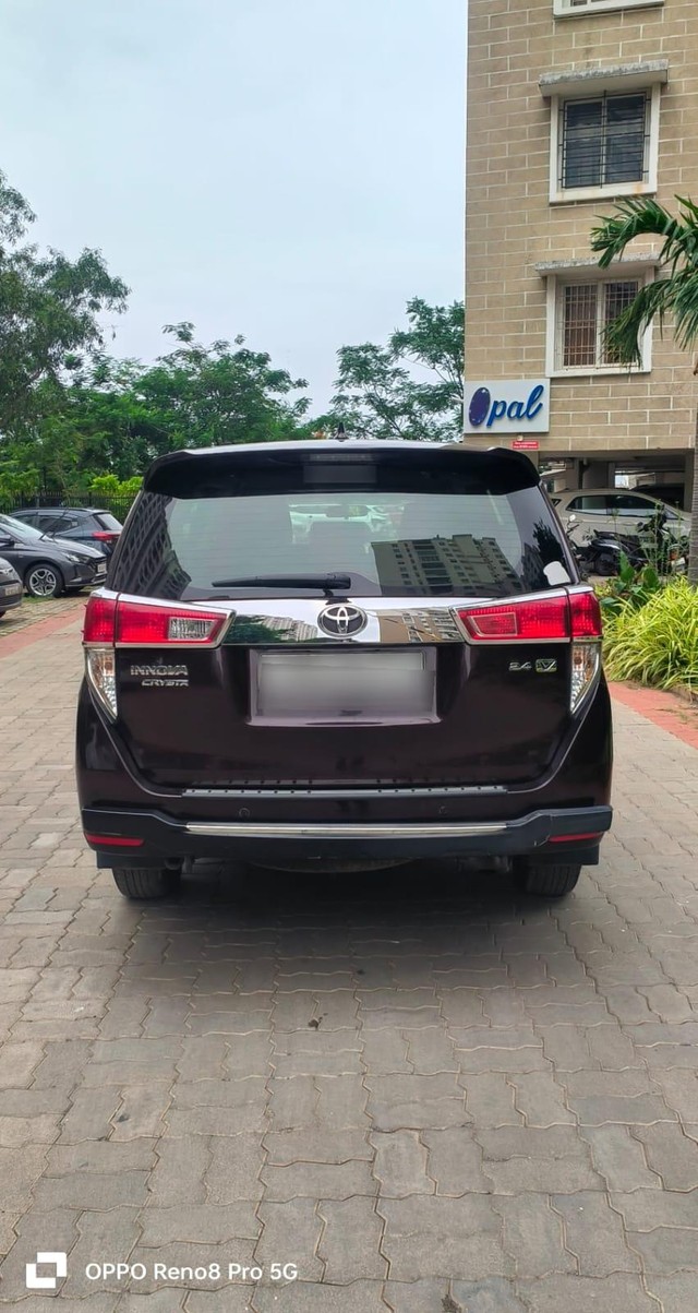 Second-hand 2019 Toyota Innova Crysta 2.8 GX AT BSIV for sale in Chennai-2