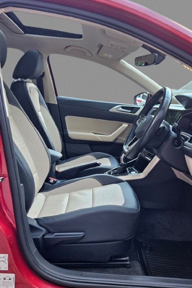 Second-hand 2024 Volkswagen Virtus Topline AT for sale in Mumbai-7