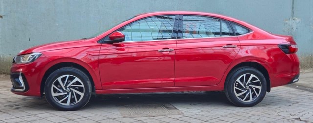 Second-hand 2024 Volkswagen Virtus Topline AT for sale in Mumbai-3
