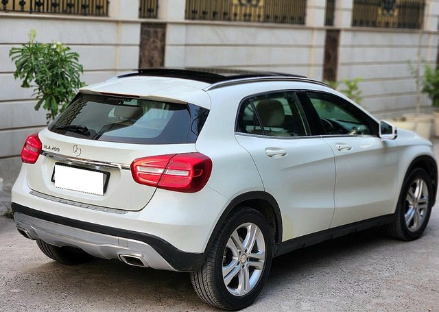 Second-hand 2016 Mercedes-Benz GLA Class 200 for sale in New Delhi-8