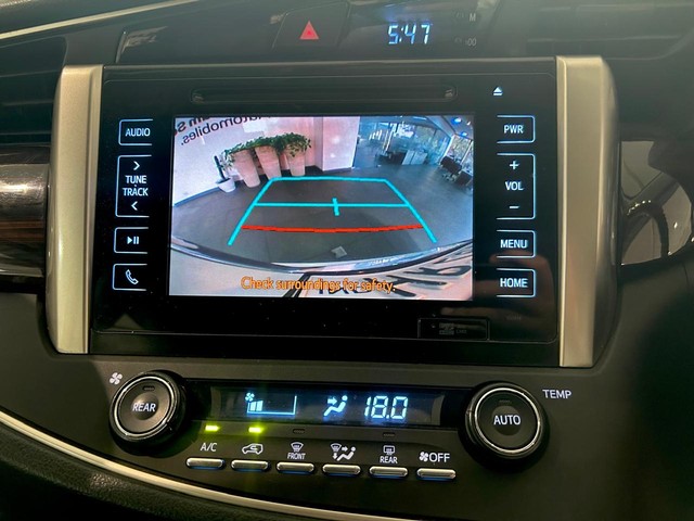 Second-hand 2017 Toyota Innova Crysta 2.7 VX MT BSIV for sale in Gurgaon-14