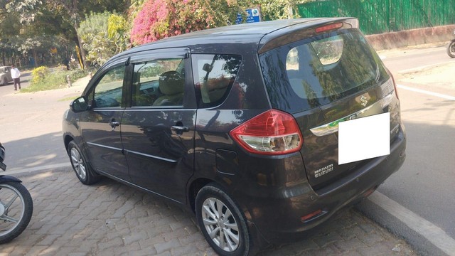 Second-hand 2015 Maruti Suzuki Ertiga VXI for sale in New Delhi-4