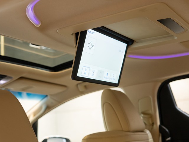 Toyota Vellfire Executive Lounge BSVI Second-hand 2022 Toyota Vellfire Executive Lounge BSVI for sale in Kolkata-23