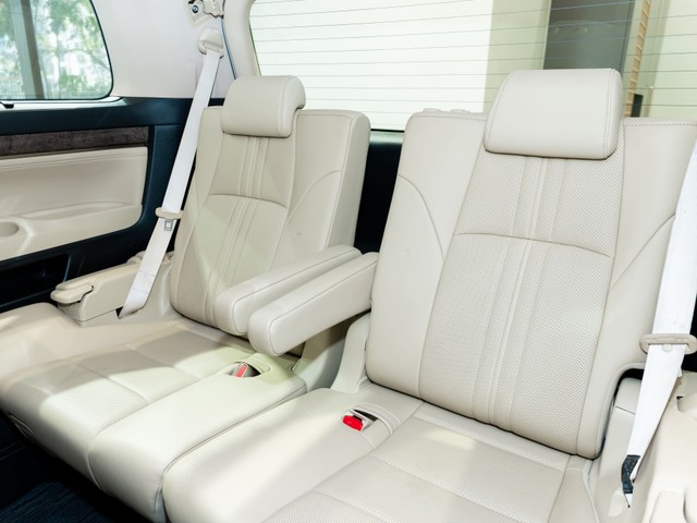 Toyota Vellfire Executive Lounge BSVI Second-hand 2022 Toyota Vellfire Executive Lounge BSVI for sale in Kolkata-17
