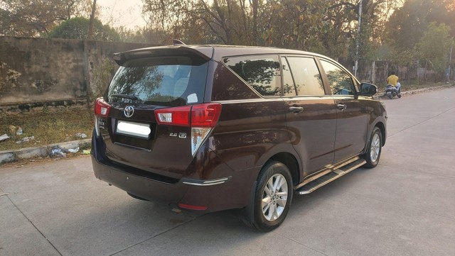 Second-hand 2016 Toyota Innova Crysta 2.8 GX AT BSIV for sale in Hyderabad-8