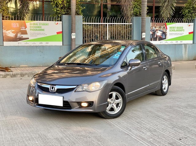 Second-hand 2012 Honda Civic 1.8 V AT for sale in Pune-4