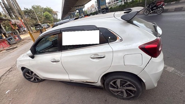 Second-hand 2023 Toyota Glanza G AMT for sale in Moradabad-3