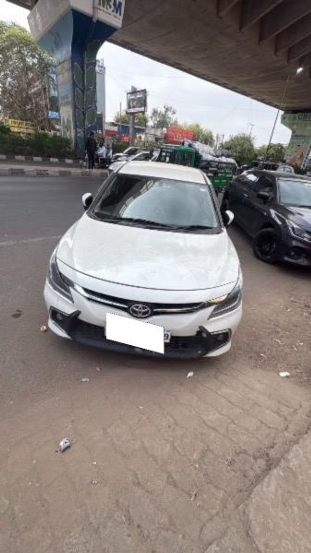Second-hand 2023 Toyota Glanza G AMT for sale in Moradabad-4