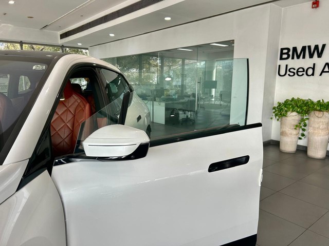 Second-hand 2022 BMW iX xDrive40 for sale in Gurgaon-15
