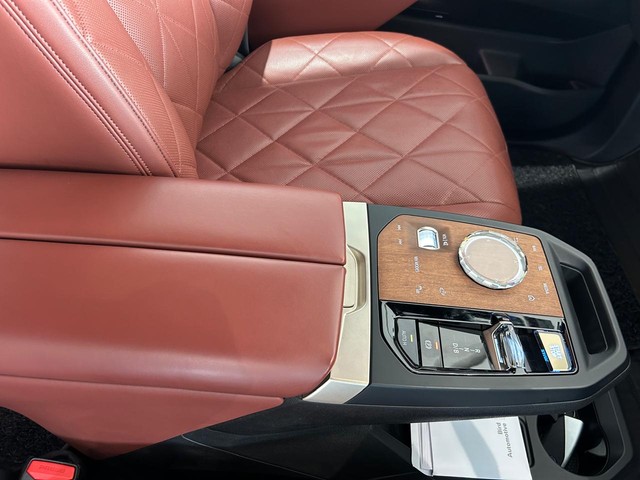 Second-hand 2022 BMW iX xDrive40 for sale in Gurgaon-22